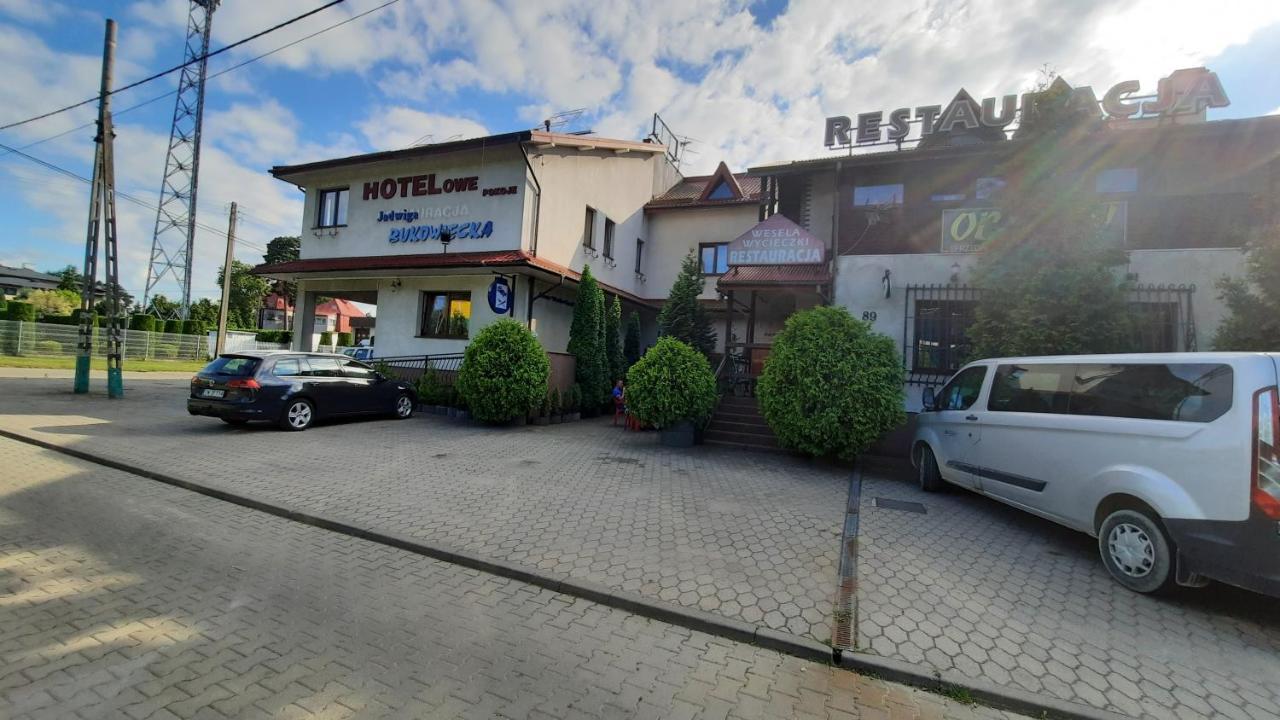 Hotelowe Pokoje J.Bukowiecka Tuszyn Ngoại thất bức ảnh