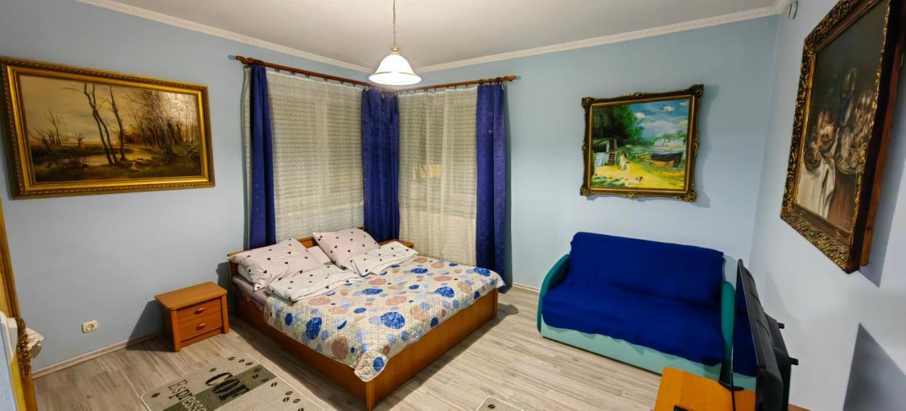 Hotelowe Pokoje J.Bukowiecka Tuszyn Ngoại thất bức ảnh